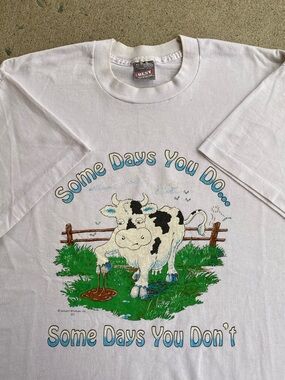 90s Vintage Funny/Comedy Cow Shit Tee Shirt